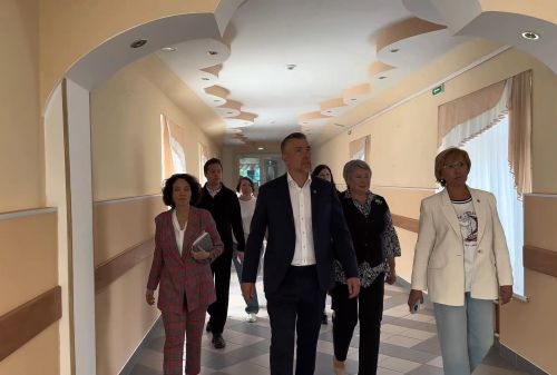 Эльмира Зарипова и Дамир Фаттахов осмотрели ключевые социальные объекты Бугульмы