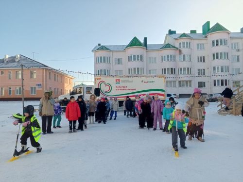 В Карабаше прошла насыщенная новогодняя программа от местного Дома культуры