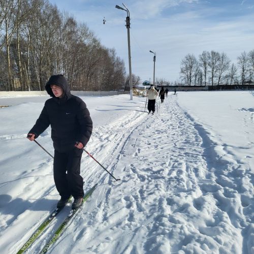 Первокурсники БМТ вышли на лыжню: более 60 студентов сдали нормы ГТО