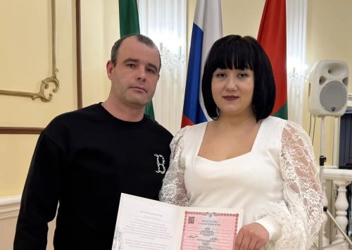 Отдел ЗАГС Бугульминского района открыл февральский свадебный сезон прекрасной парой
