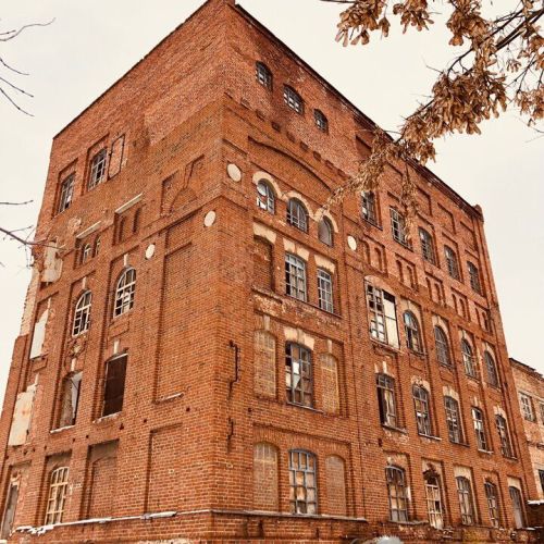 Дамир Фаттахов провел встречу с новым собственником исторической мельницы в Бугульме