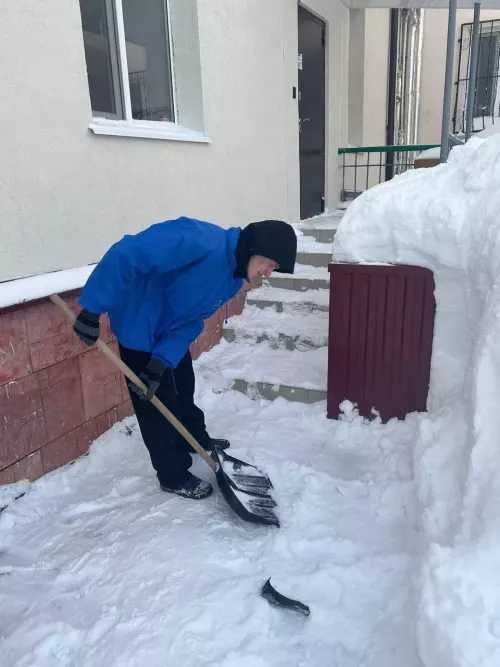 В Бугульме продолжается акция «Снежный десант»