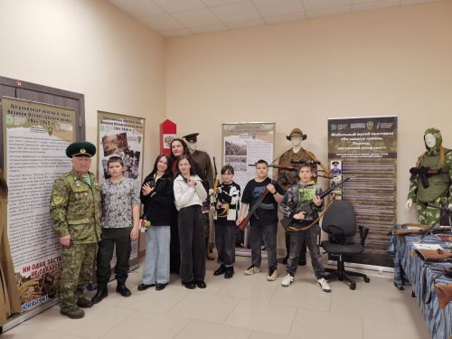 Во Дворце молодежи Бугульмы открылся мобильный музей‑выставка «На защите границ. Афганский конфликт»