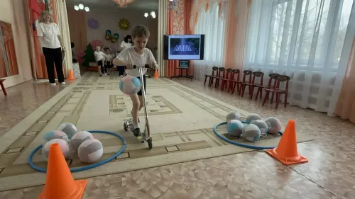 В детском саду №2 Бугульмы прошло спортивное занятие «Безопасные дороги»