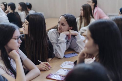 Цифровая безопасность и противодействие вербовке: в Татарстане прошло обучение для подростков