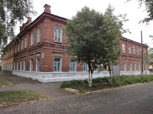 Народный проект «Танцы для всех» в Бугульме приглашает на занятия по новому адресу