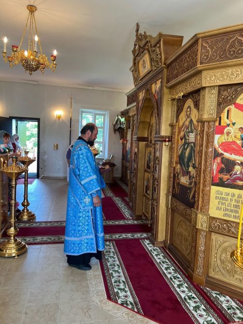 В Александро-Невском мужском монастыре села Сосновка Бугульминского района состоялась Божественная литургия