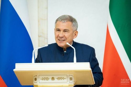Рустам Минниханов поздравил татарстанцев с праздником Сабантуй