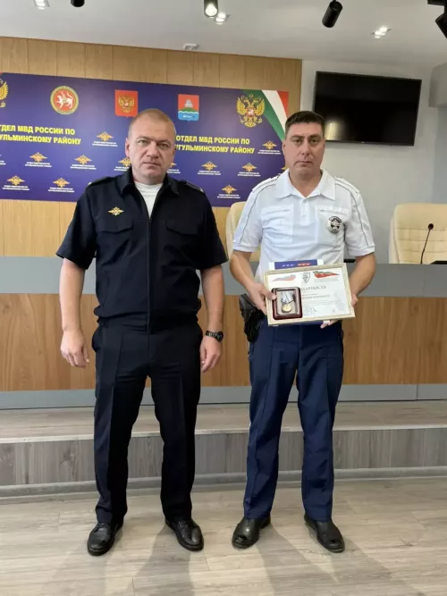 В Татарстане наградили сотрудников Госавтоинспекции