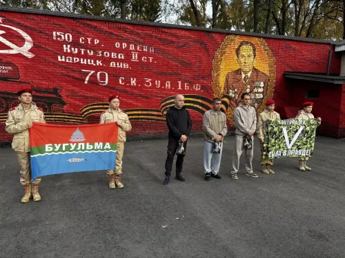 Из Бугульмы отправили очередную группу контрактников