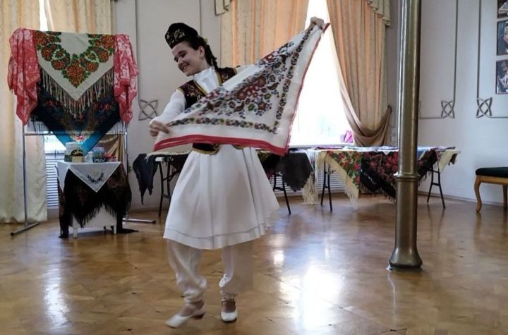 Праздник татарского платка провели в Бугульме