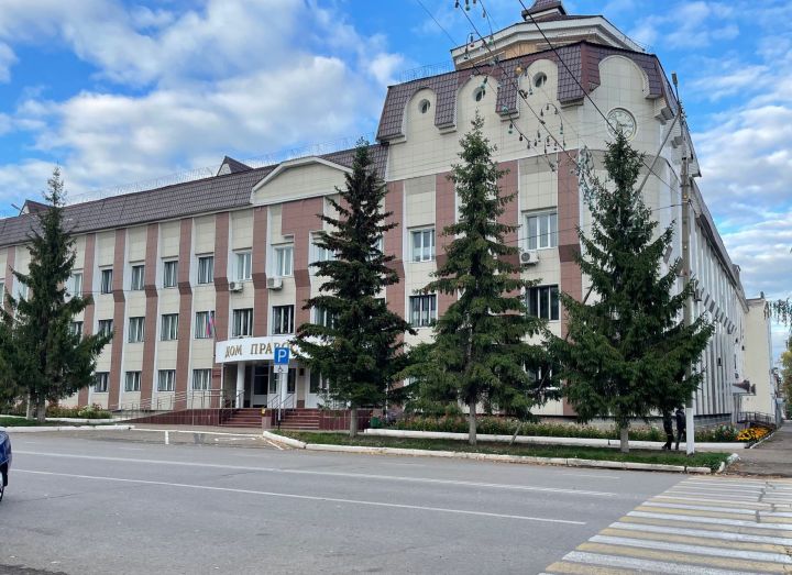 Бөгелмә полицейскийлары законсыз әйләнештән 200 граммнан артык наркотик тартып алган