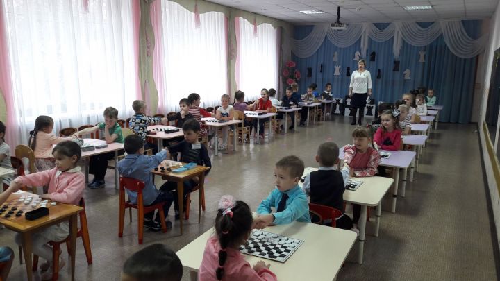 В Бугульминском районе определили победителей III шашечного турнира «Русские шашки-2018»