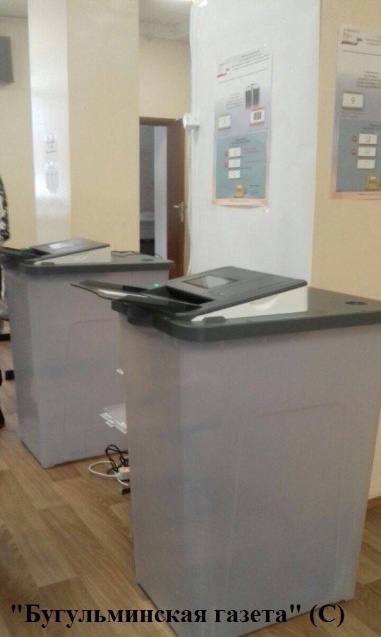 В нашем районе во время выборов впервые используют электронные комплексы для голосования и обработки избирательных бюллетеней