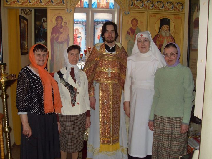 В Бугульме в больничном храме святого Луки Крымского состоялась божественная литургия