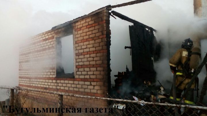 В Бугульминском районе сельчанин погиб во время пожара