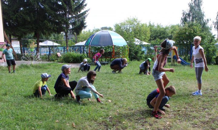 Юные бугульминцы отметили Всероссийский день физкультурника