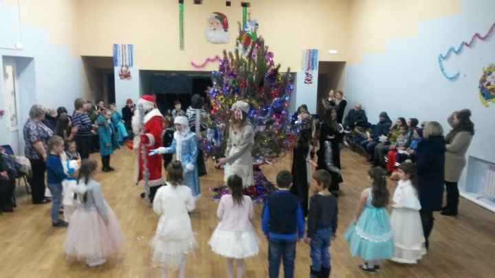 В клубных учреждениях культуры Бугульминского района идут новогодние праздничные мероприятия
