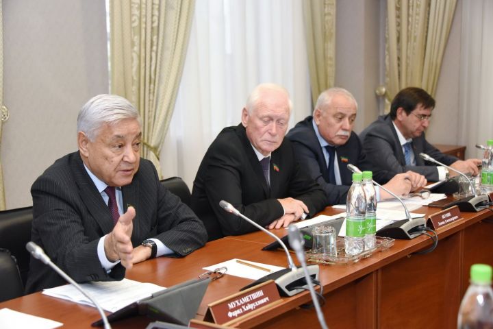 Мухаметшин: До конца года нужно иметь конкретную программу действий по исполнению наказов татарстанцев