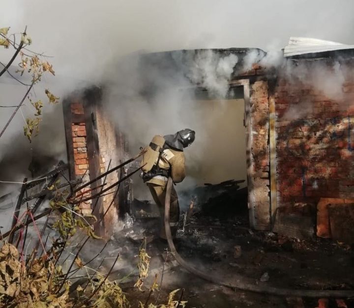 В Бугульминском районе с начала года в пожарах погибли уже два ребенка