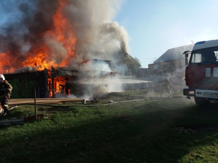 В День Победы в Бугульме произошел крупный пожар