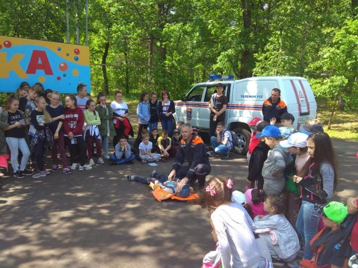 Спасатели провели профилактическое мероприятие в лагере Бугульминского района