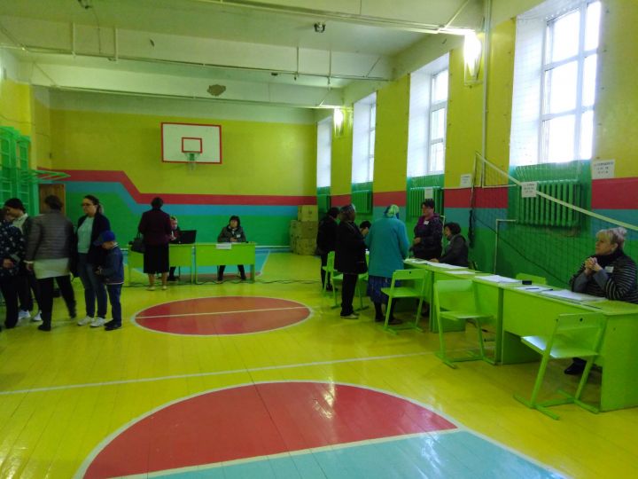 Сегодня жители Бугульминского района будут голосовать на выборах депутатов Госсовета РТ до самого вечера