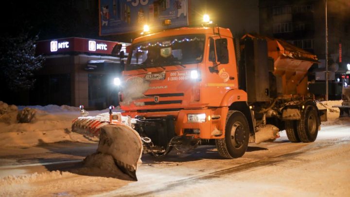 Бугульминская техника на 100 процентов готова очищать зимние дороги города