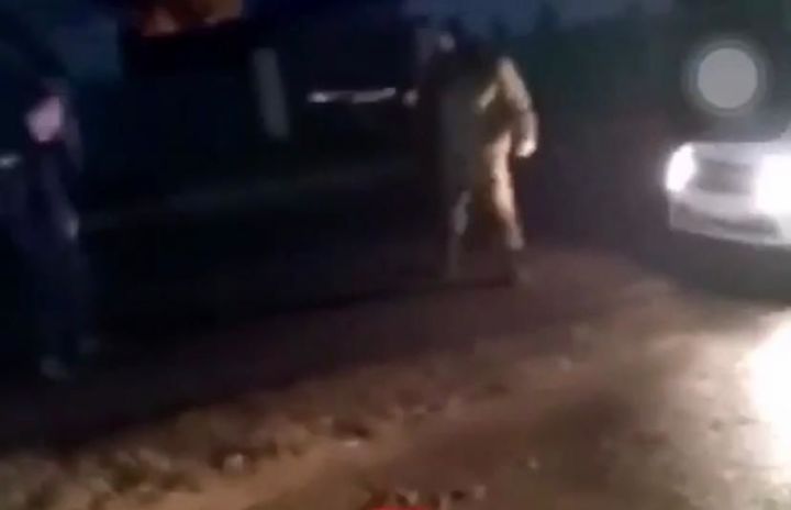 В Бугульме двое мужчин устроили потасовку с оружием в одном из баров города