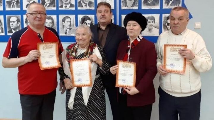 Пенсионеры из Бугульмы завоевали победу на турнире по шахматам и шашкам