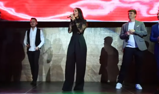 Популярные певцы Алсу и Айрат Сафин, композитор и ди-джей Радик Яруллин записали гимн Татарстана и сняли клип