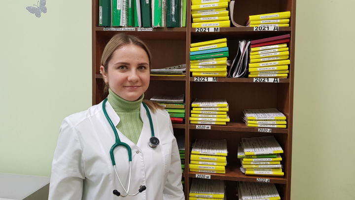 Молодой доктор бугульминка Азалия Шакирова