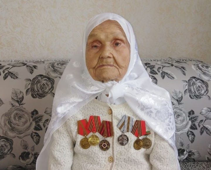 Труженица тыла из Бугульмы: Латипова Бека Закиевна