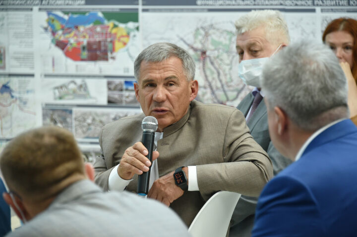 Президент РТ: Между Казанью и близлежащими районами нужно создавать мощные промзоны