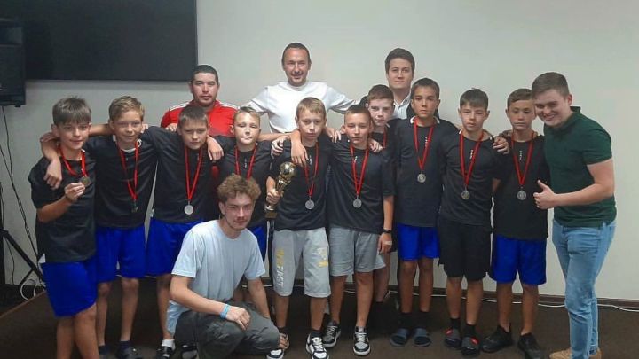 Команда из Бугульмы стала призером республиканского футбольного турнира