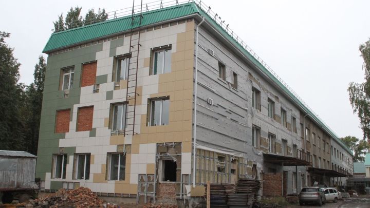 В стационаре детской больницы Бугульмы продолжается капитальный ремонт