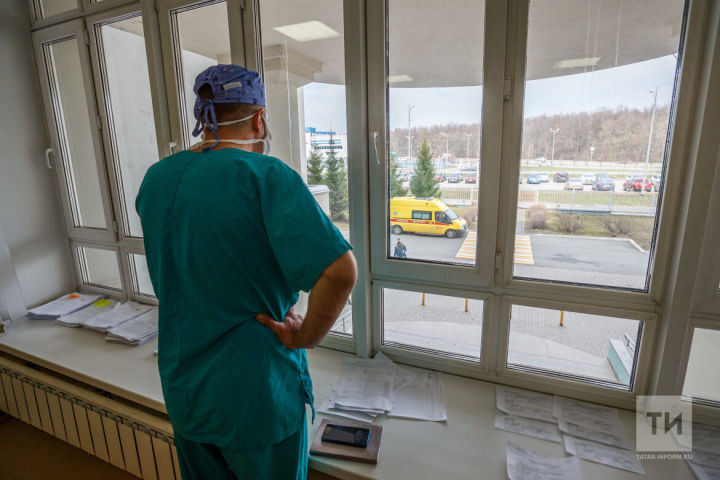 В Татарстане уровень заболеваемости коронавирусом не снижается: 247 новых случаев за последние сутки