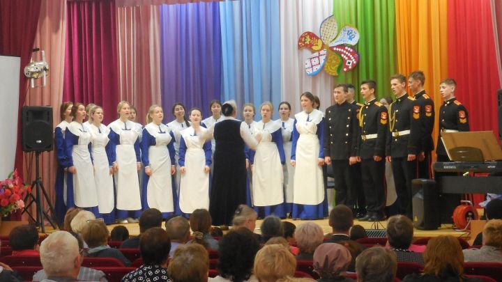 В Бугульминском районе выступил духовой оркестр кадетского корпуса и сводный хор гимназии Свято-Алексиевской Пустыни