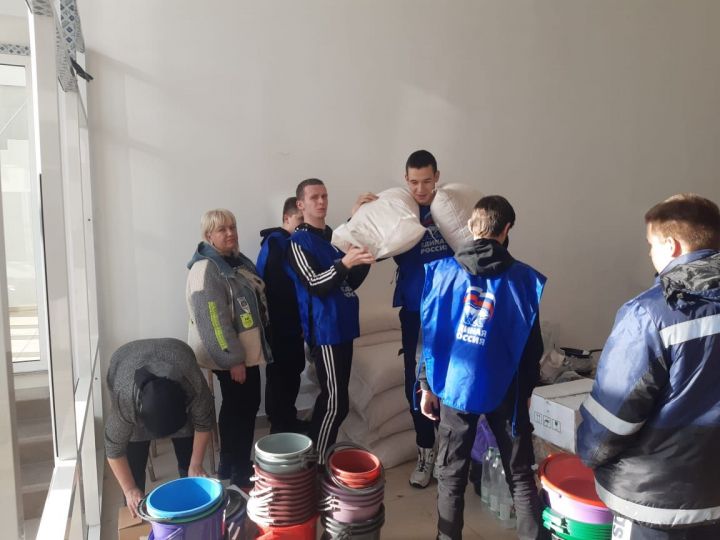 Бугульминцы собрали 2,5 тонны гуманитарной помощи жителям Лисичанска