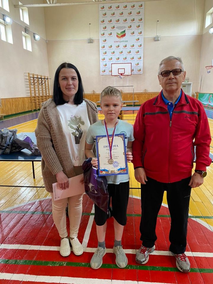 В Карабаше прошёл товарищеский турнир по настольному теннису