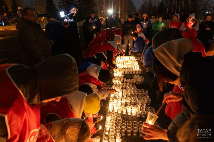 Молодежь Татарстана присоединилась к акции памяти жертв теракта в «Крокусе»