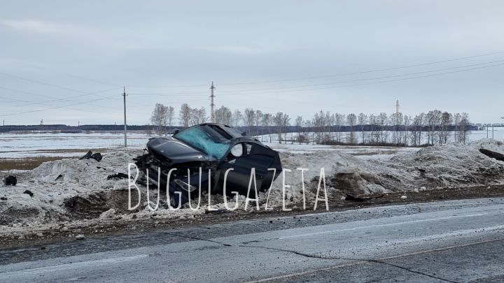 Жуткая авария произошла сегодня в Бугульминском районе на глазах очевидцев