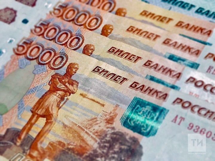 Недавно освободившаяся из мест лишения свободы женщина похитила с карты бугульминца 100 тысяч