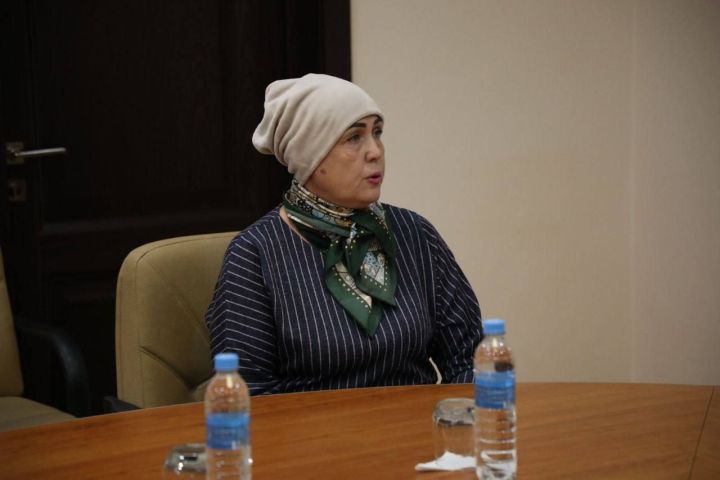 За день 41 бугульминец побывал на приёме у мэра Бугульмы Дамира Фаттахова