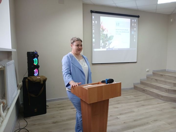 В медицинском колледже провели встречу студентов с выпускниками прошлых лет