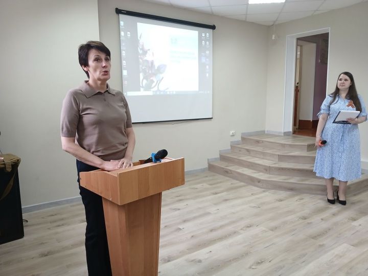 В медицинском колледже провели встречу студентов с выпускниками прошлых лет
