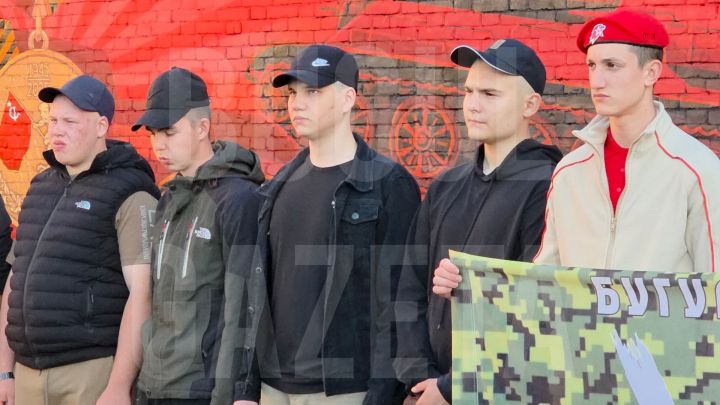 В Бугульме прошла третья отправка призывников