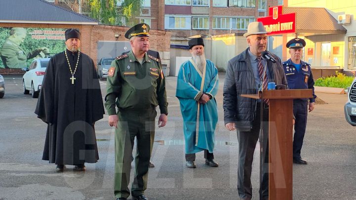 В Бугульме прошла третья отправка призывников
