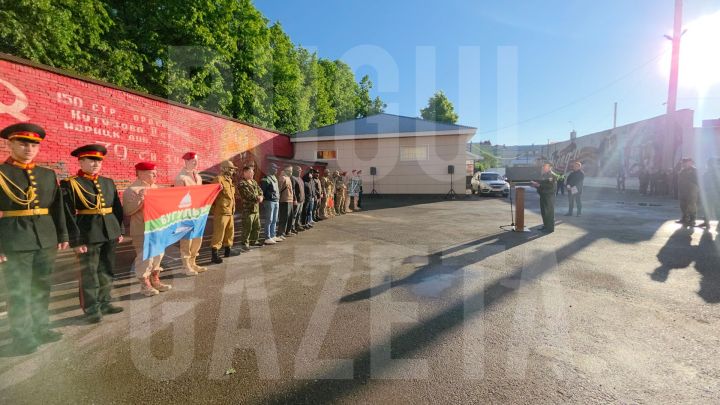 Из Бугульмы на СВО и в Африканский корпус отправились 11 человек