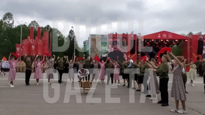 В Бугульме состоялся парад в честь 80-й годовщины Великой Победы